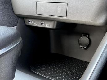 Mazda 2 Hybrid 1.5i Hybrid Centre Line 5dr CVT