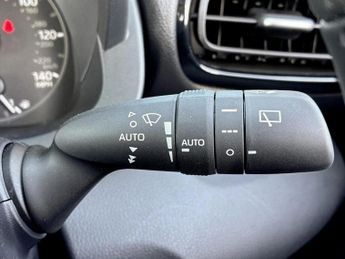 Mazda 2 Hybrid 1.5i Hybrid Centre Line 5dr CVT