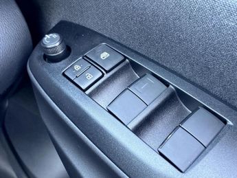 Mazda 2 Hybrid 1.5i Hybrid Centre Line 5dr CVT