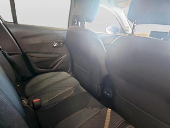 Peugeot 208 1.2 Hybrid 110 Allure 5dr e-DSC6