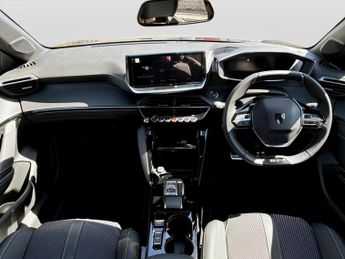 Peugeot 208 1.2 Hybrid 110 GT 5dr e-DSC6