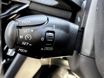 Peugeot 2008 100kW GT 50kWh 5dr Auto