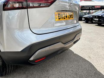 Nissan Qashqai 1.3 DiG-T MH 158 N-Connecta 5dr Xtronic