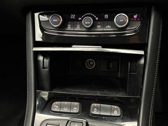 Vauxhall Grandland 1.2 Turbo Ultimate 5dr Auto