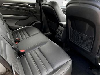 Renault Arkana 1.6 E-Tech hybrid 145 Engineered Bose Ed 5dr Auto
