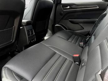 Renault Arkana 1.6 E-Tech hybrid 145 Engineered Bose Ed 5dr Auto