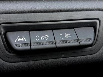 Renault Captur 1.6 E-Tech full hybrid 145 Evolution 5dr Auto