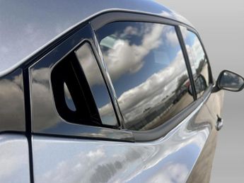 Nissan Juke 1.6 Hybrid N-Connecta 5dr Auto