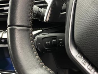 Peugeot 3008 1.2 PureTech Active Premium+ 5dr EAT8