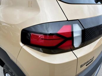 Dacia Spring 27kWh Expression 45 33kW 5dr Auto