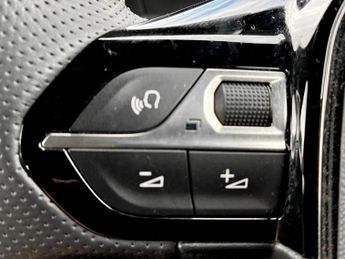 Peugeot 2008 100kW GT 50kWh 5dr Auto