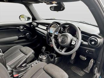 Mini Hatch 1.5 Cooper Sport 3dr Auto