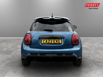 Mini Hatch 1.5 Cooper Sport 3dr Auto