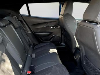 Peugeot 2008 100kW GT Premium 50kWh 5dr Auto