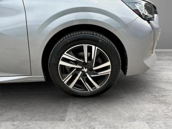 Peugeot 208 1.2 PureTech 100 Allure Premium + 5dr EAT8