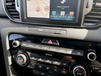 Kia Sportage 1.7 CRDi ISG 3 5dr DCT Auto [Panoramic Roof]