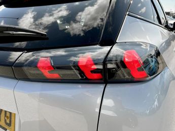 Peugeot 2008 100kW GT 50kWh 5dr Auto