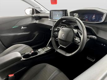 Peugeot 208 1.2 PureTech 100 Allure Premium + 5dr EAT8