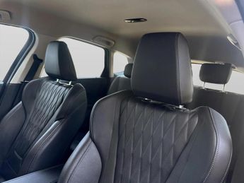 BMW 2 Series 223i MHT Luxury 5dr DCT