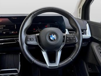 BMW 2 Series 223i MHT Luxury 5dr DCT