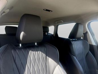 BMW 2 Series 223i MHT Luxury 5dr DCT