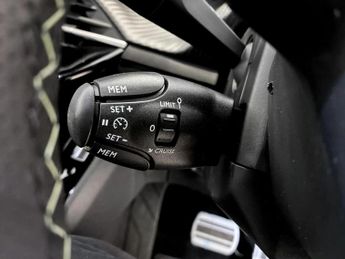 Peugeot 208 1.2 Hybrid 110 GT 5dr e-DSC6