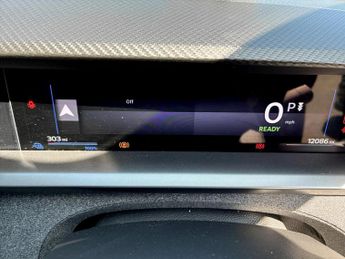 Vauxhall Grandland 157kW Ultimate 73kWh 5dr Auto [Panoramic Roof]