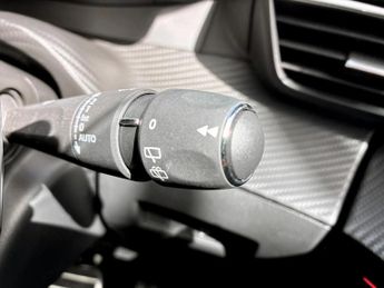 Peugeot 208 1.2 PureTech 100 GT 5dr EAT8
