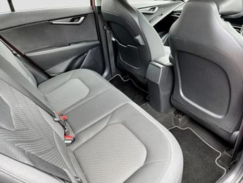 Kia Niro 1.6 GDi Hybrid 2 5dr DCT