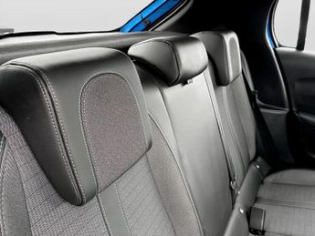 Peugeot 208 1.2 PureTech 130 Allure Premium + 5dr EAT8