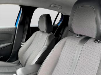 Peugeot 208 1.2 PureTech 130 Allure Premium + 5dr EAT8