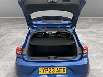 Renault Clio 1.6 E-TECH Hybrid 140 RS Line 5dr Auto