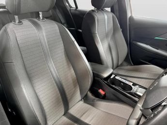 Peugeot 208 100kW Allure Premium + 50kWh 5dr Auto