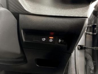 Peugeot 208 100kW Allure Premium + 50kWh 5dr Auto