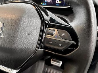 Peugeot 208 100kW Allure Premium + 50kWh 5dr Auto