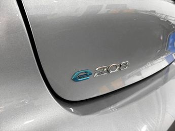 Peugeot 208 100kW Allure Premium + 50kWh 5dr Auto