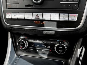 Mercedes-Benz Gla GLA 250 4Matic AMG Line Premium Plus 5dr Auto