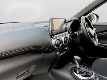 Nissan Juke 1.0 DiG-T 114 N-Connecta 5dr DCT