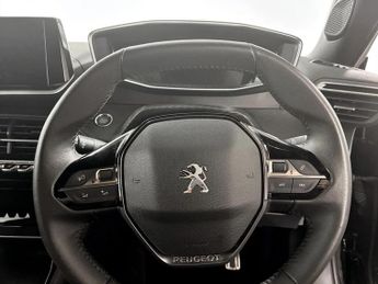 Peugeot 2008 100kW Allure Premium+ 50kWh 5dr Auto