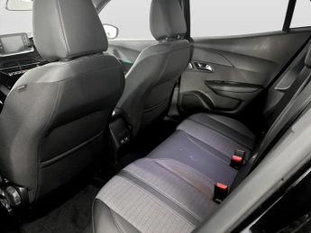 Peugeot 2008 100kW Allure Premium+ 50kWh 5dr Auto