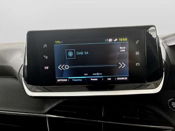 Peugeot 2008 100kW Allure Premium+ 50kWh 5dr Auto