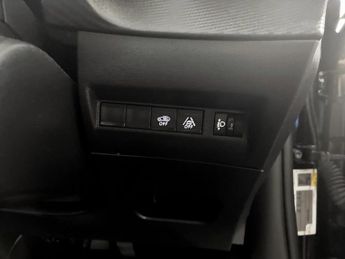 Peugeot 2008 100kW Allure Premium+ 50kWh 5dr Auto