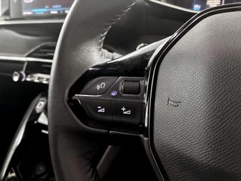Peugeot 2008 100kW Allure Premium+ 50kWh 5dr Auto