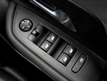 Vauxhall Mokka 100kW Ultimate 50kWh 5dr Auto