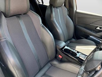 Peugeot 208 100kW GT 50kWh 5dr Auto