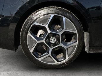 Vauxhall Astra 1.2 Turbo 130 Ultimate 5dr Auto