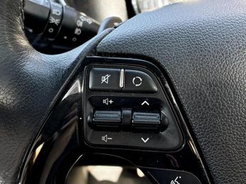 Kia Ceed 1.6 GDi 3 5dr DCT