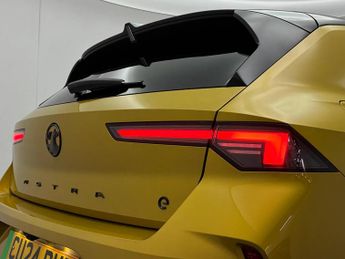 Vauxhall Astra 115kW Ultimate 54kWh 5dr Auto