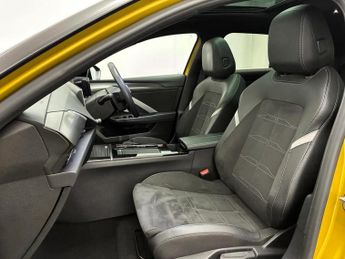 Vauxhall Astra 115kW Ultimate 54kWh 5dr Auto