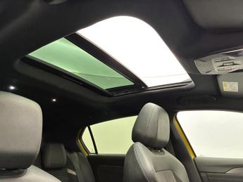 Vauxhall Astra 115kW Ultimate 54kWh 5dr Auto